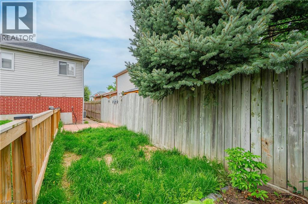Photo 1 of 57 Oak Hill Drive Unit Lower, Cambridge ON