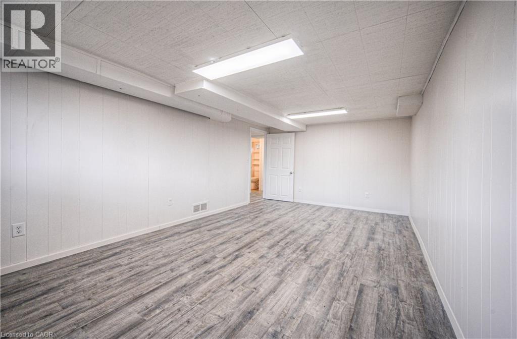 Photo 34 of 206 Green Valley Drive Unit 9, Kitchener ON