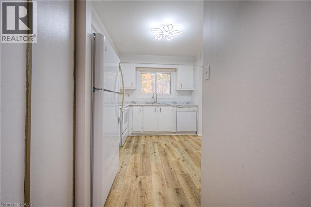 Photo 7 of 206 Green Valley Drive Unit 9, Kitchener ON