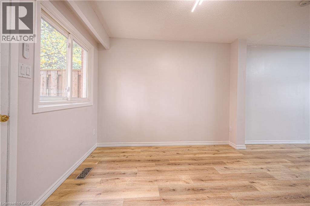 Photo 13 of 206 Green Valley Drive Unit 9, Kitchener ON