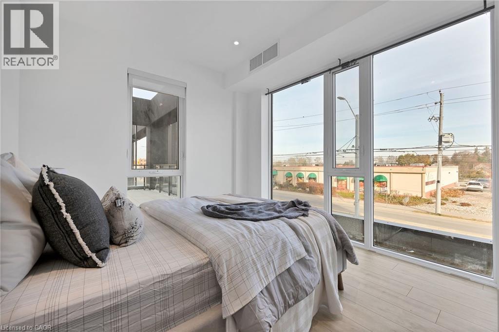 Photo 4 of 741 King Street W Unit 202, Kitchener ON