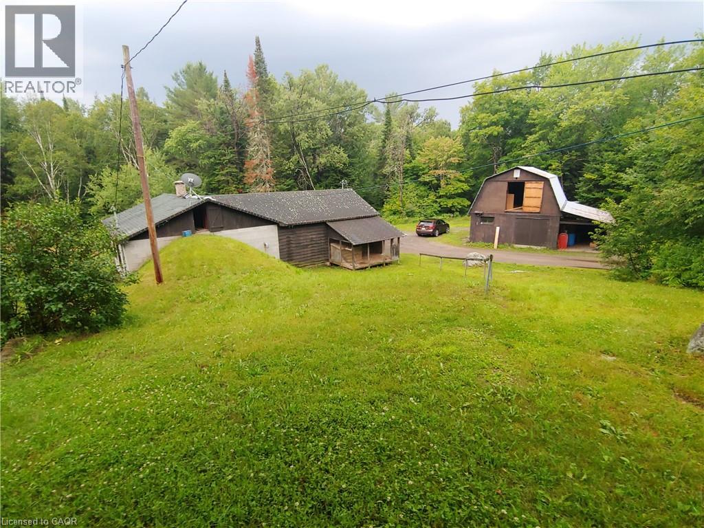 Photo 13 of 429 439 Lynx Lake Road, Huntsville ON