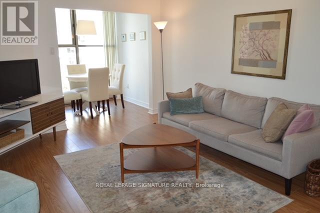 Photo 7 of 705 65 Scadding Avenue, Toronto ON