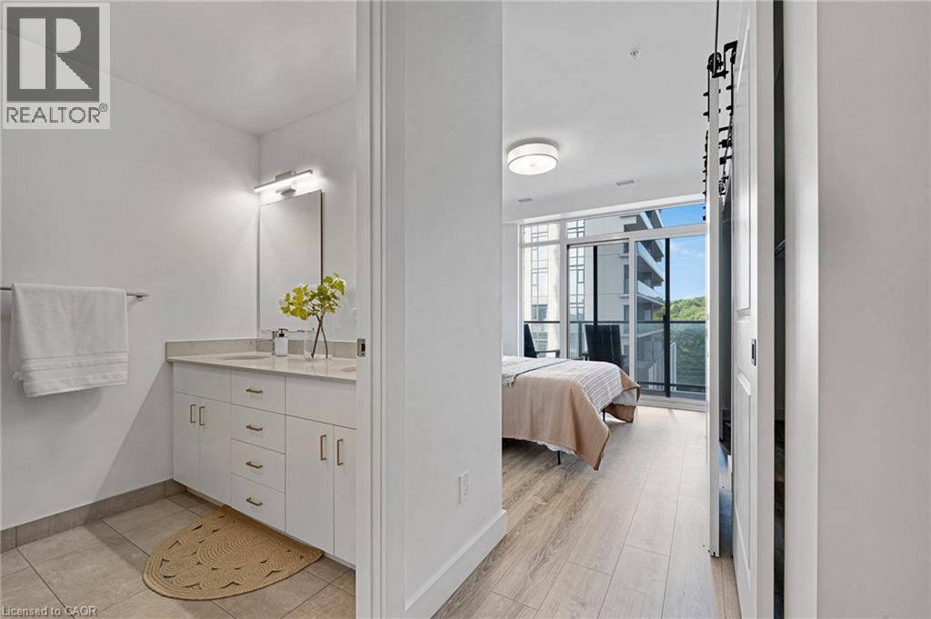 Photo 7 of 50 Grand Avenue Unit 801, Cambridge ON