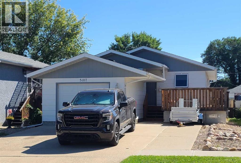 Photo 23 of 5107 53 Street, Taber AB