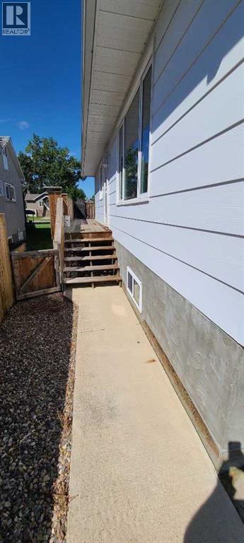 Photo 14 of 5107 53 Street, Taber AB
