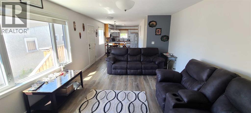 Photo 37 of 5107 53 Street, Taber AB