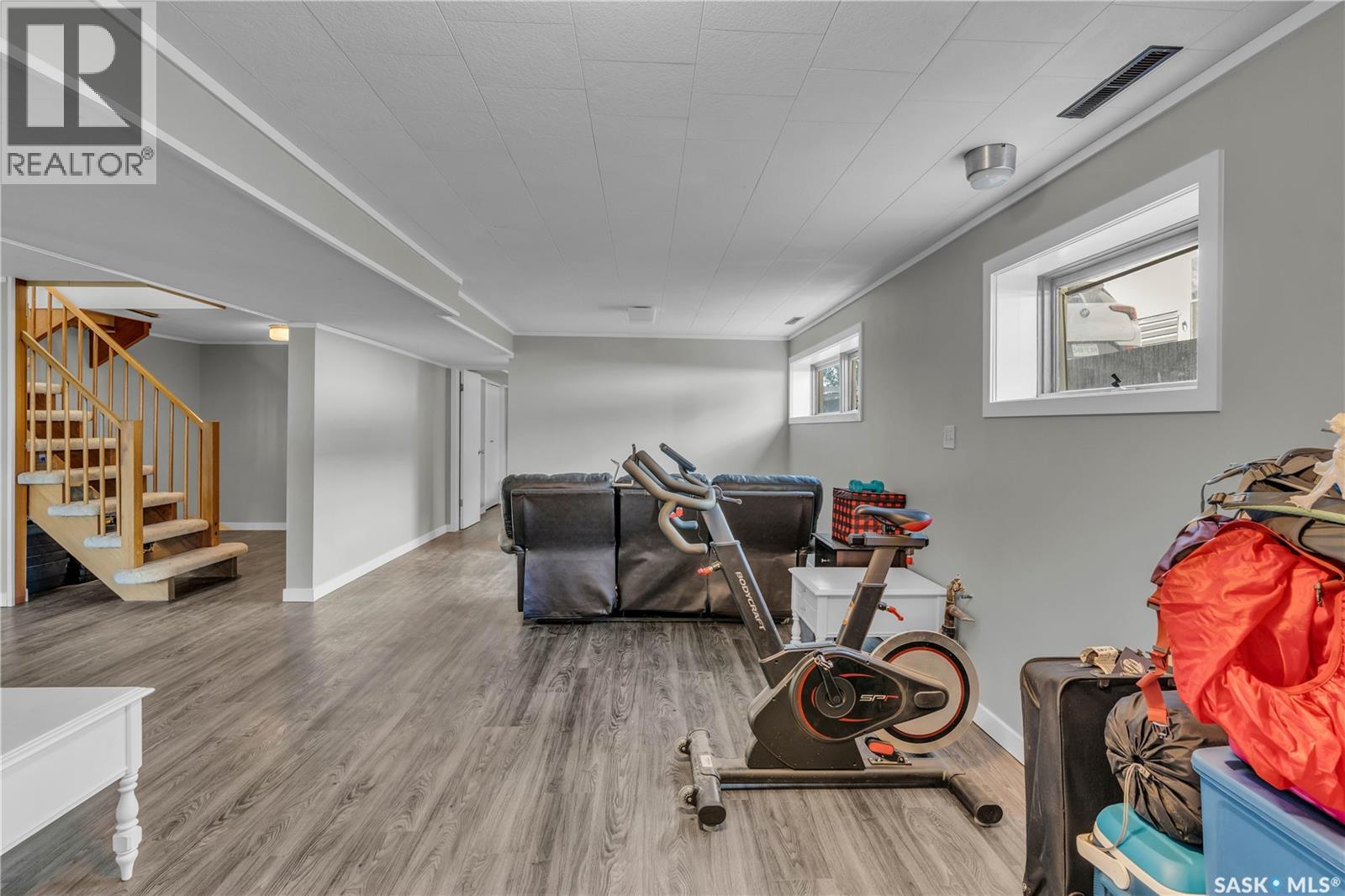 Photo 36 of 106 Wood Crescent, Assiniboia SK