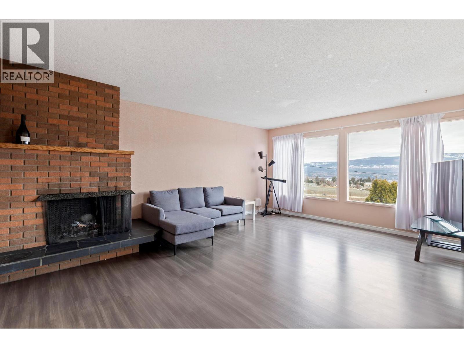  2870 Ourtoland Road, West Kelowna