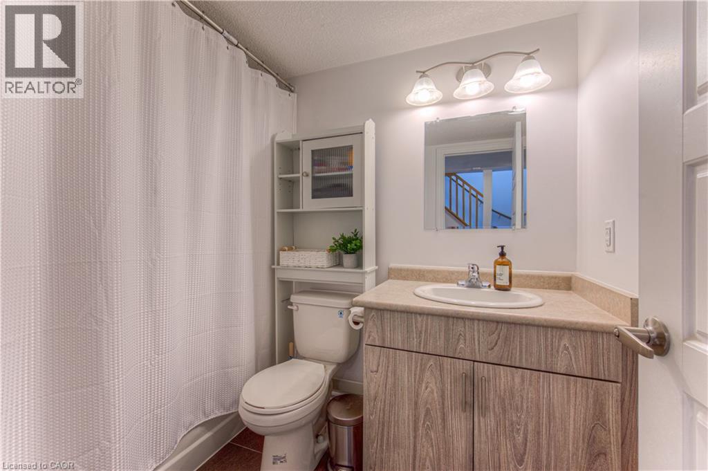 Photo 19 of 1430 Highland Road W Unit 19 A, Kitchener ON