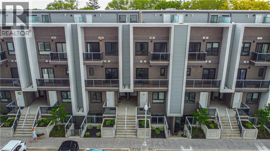 Photo 4 of 1430 Highland Road W Unit 19 A, Kitchener ON