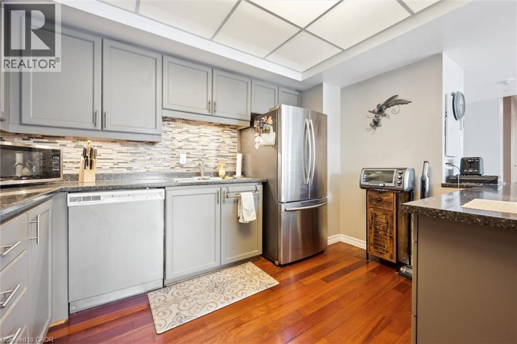 Photo 18 of 3267 King Street E Unit 204, Kitchener ON