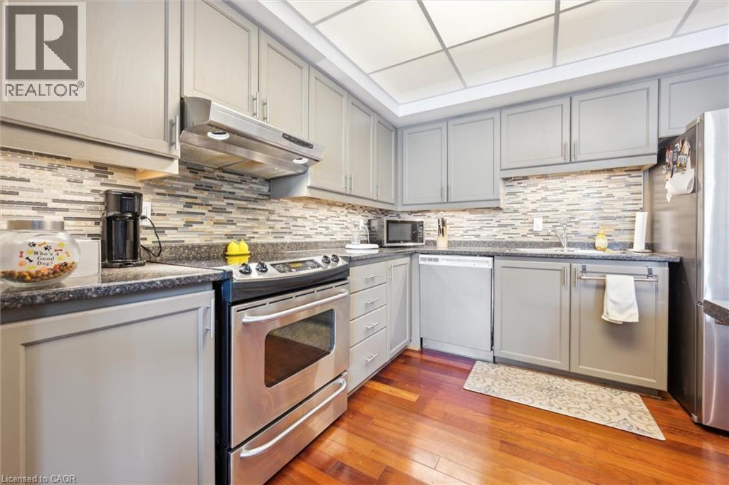 Photo 25 of 3267 King Street E Unit 204, Kitchener ON
