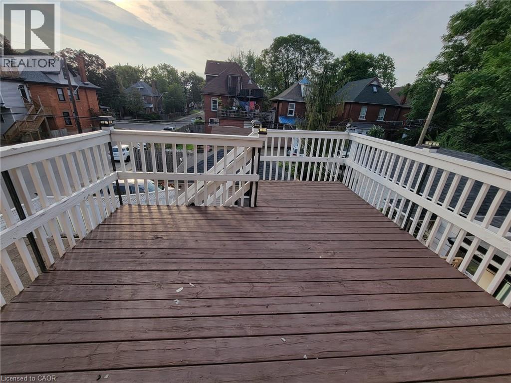 Photo 12 of 43 Barnesdale Avenue S, Hamilton ON