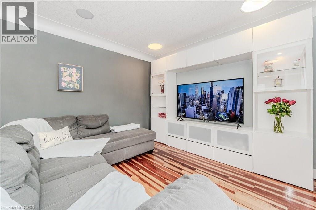 Photo 4 of 57 Peppler Street, Waterloo ON