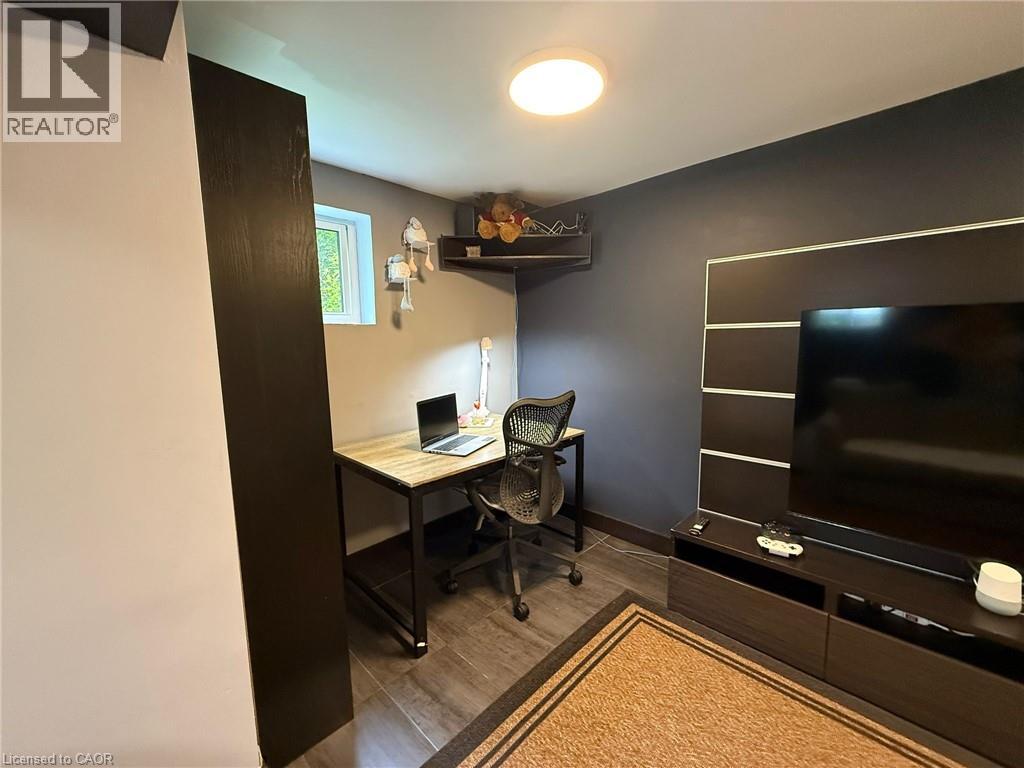 Photo 13 of 57 Peppler Street, Waterloo ON