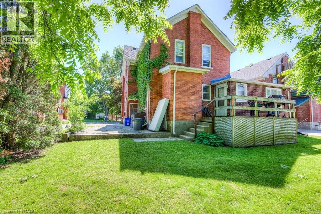 Photo 40 of 126 Albert Street, Waterloo ON