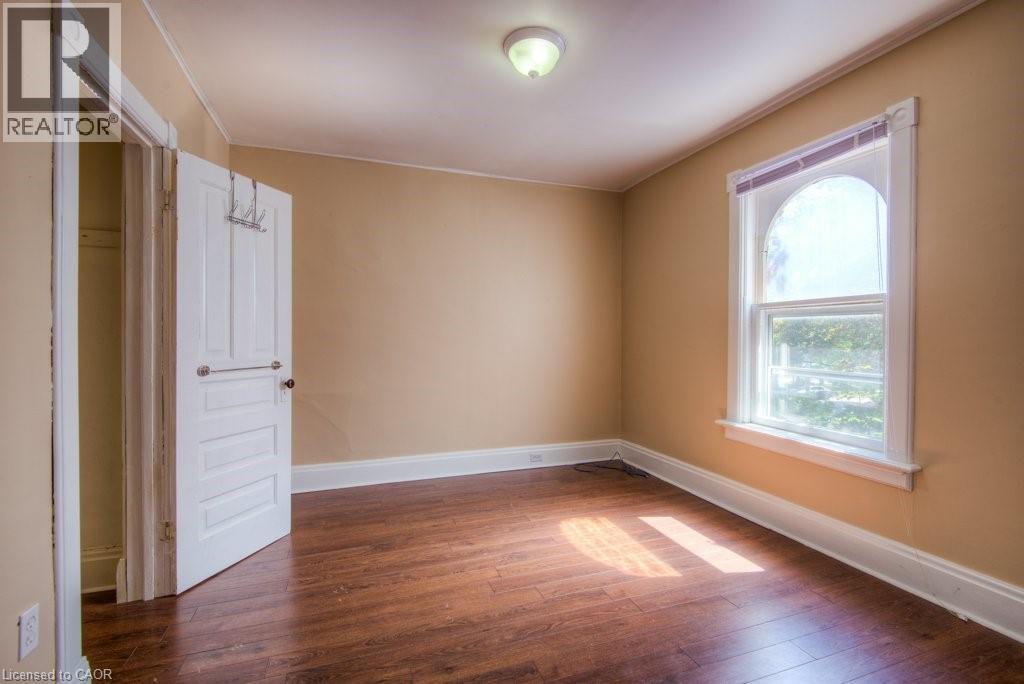 Photo 35 of 126 Albert Street, Waterloo ON