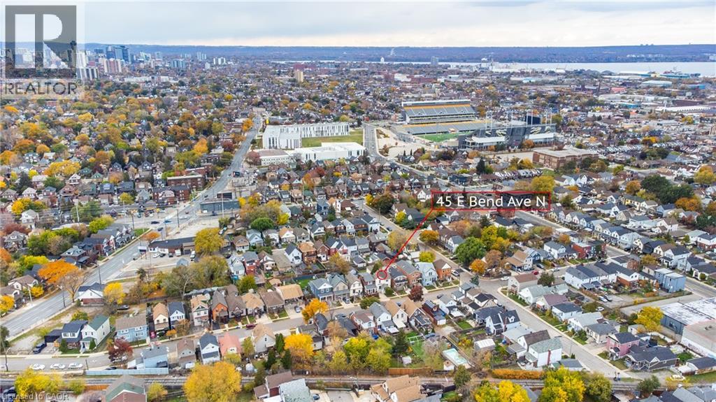 Photo 17 of 45 East Bend Avenue N, Hamilton ON