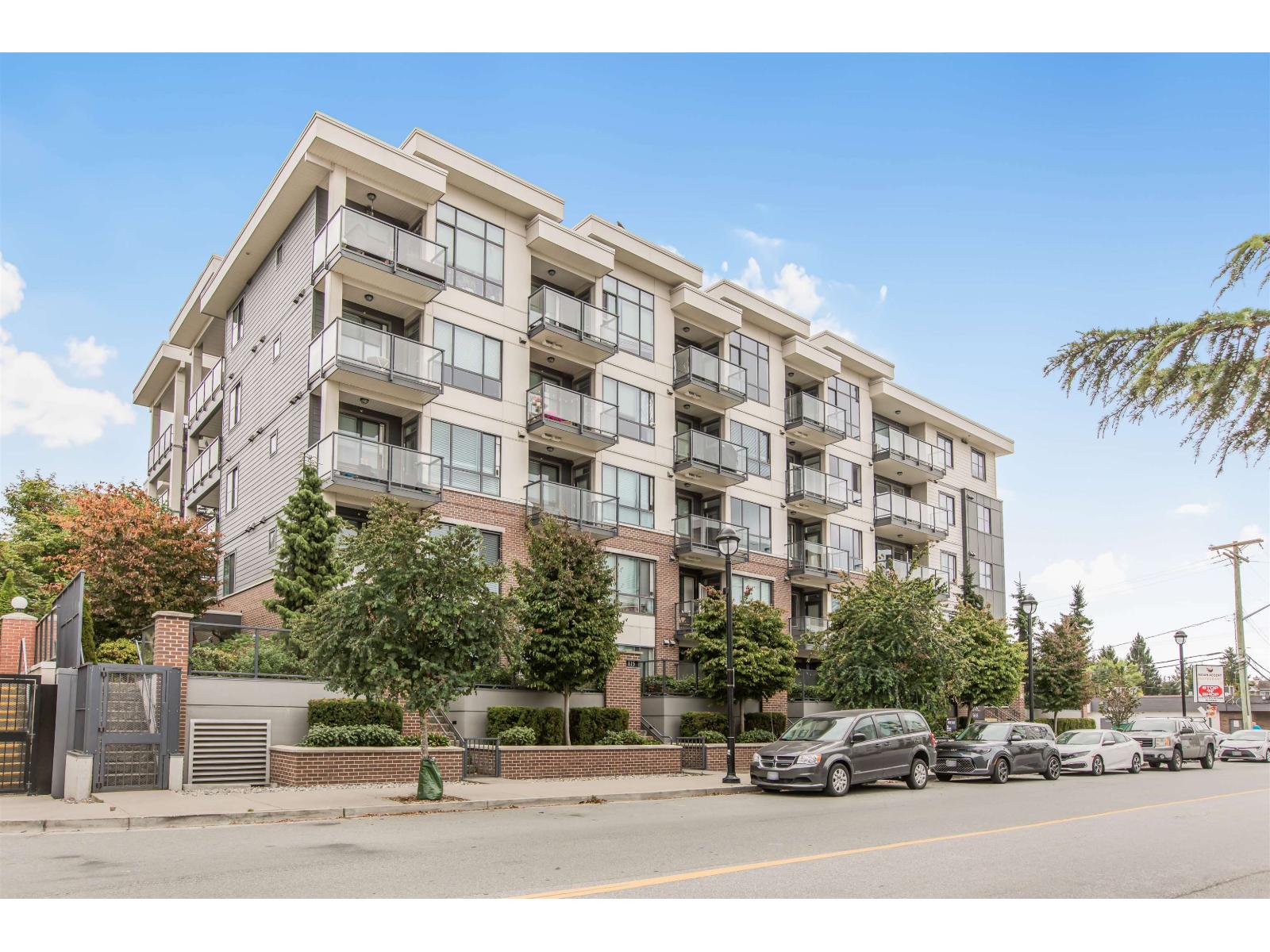 Photo 1 of 313 5638 201 A Street, Langley BC