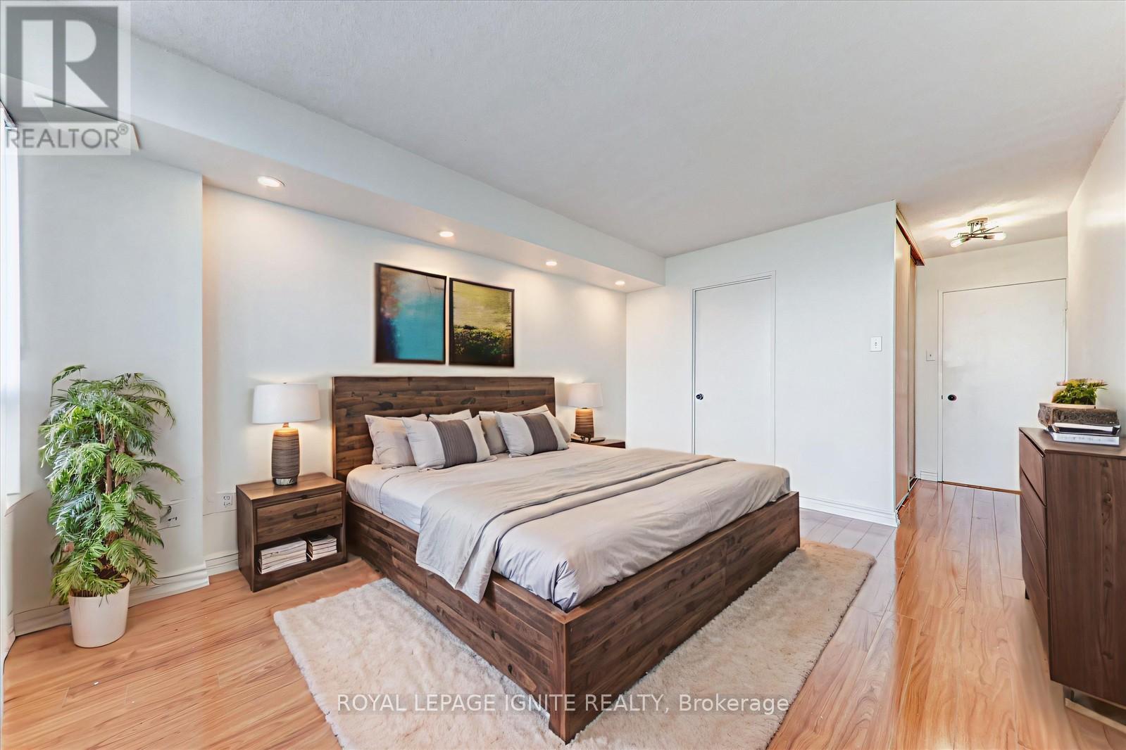 Photo 16 of 1801 330 Alton Towers Circle, Toronto ON