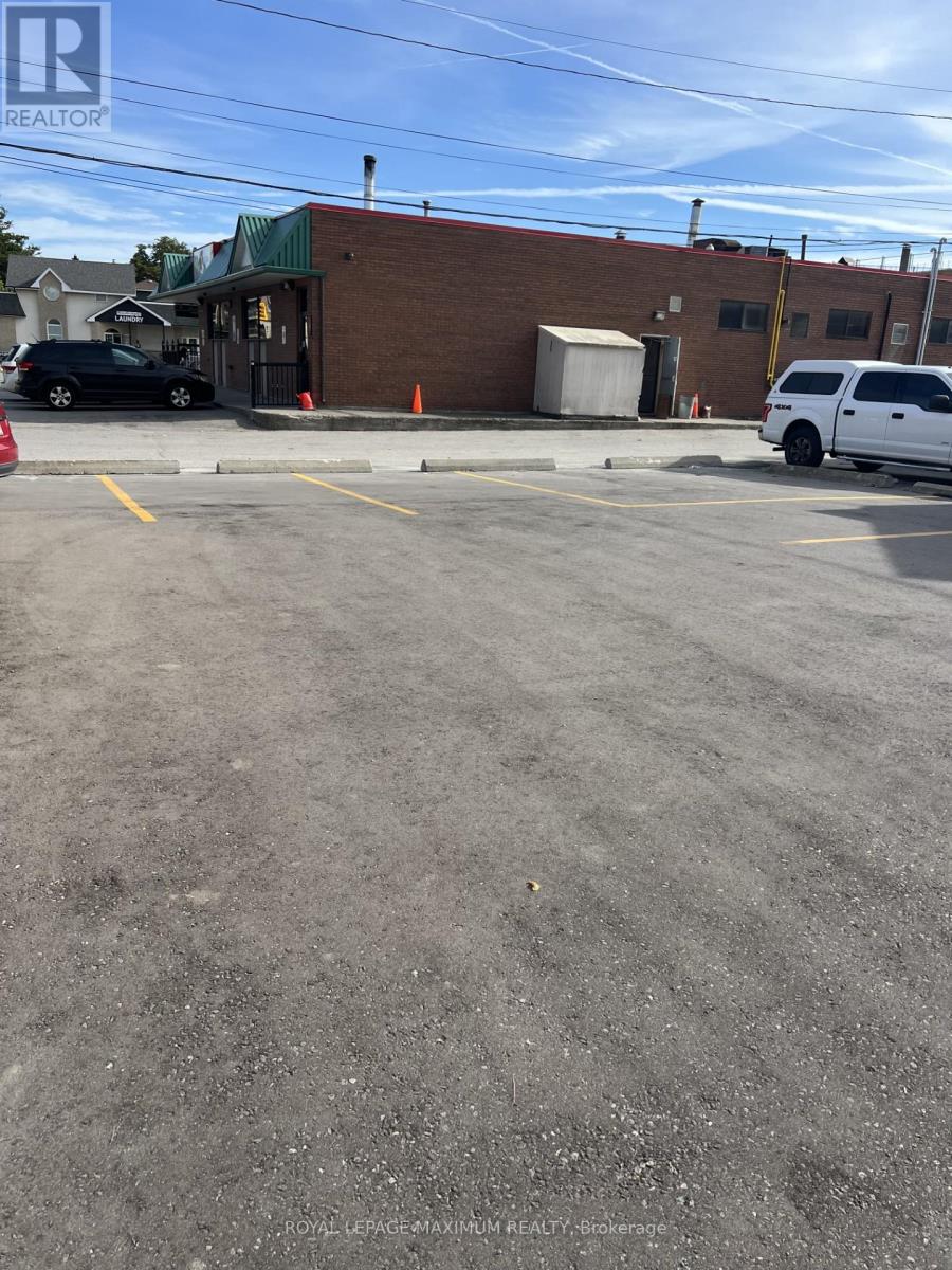 Photo 1 of Main 7974 Kipling Avenue, Vaughan ON