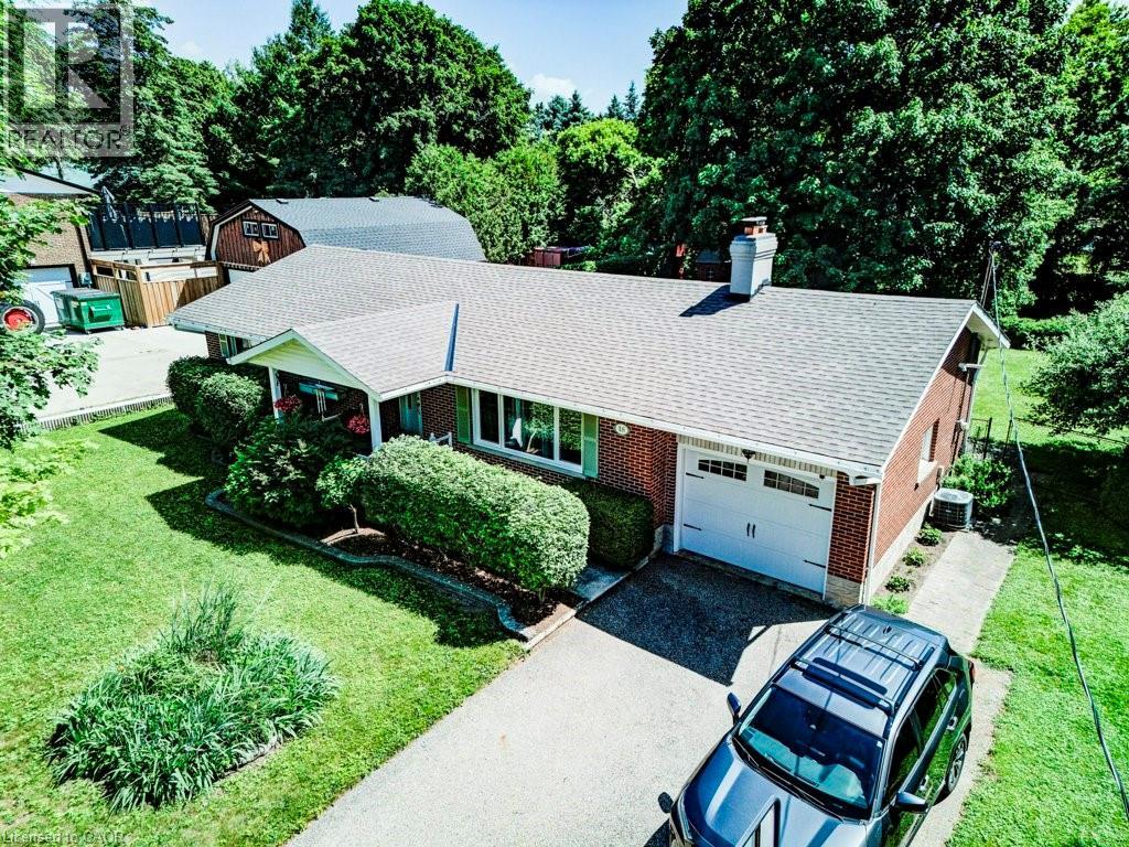 Photo 31 of 18 Marshall Avenue, North Dumfries ON