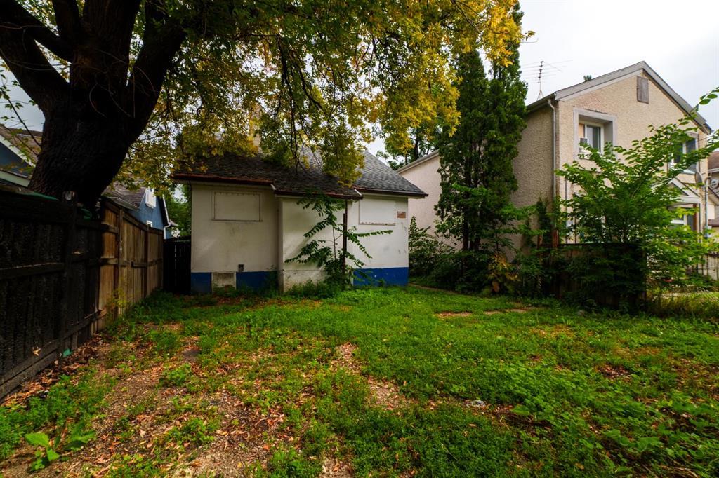 Photo 23 of 486 Boyd Avenue, Winnipeg MB