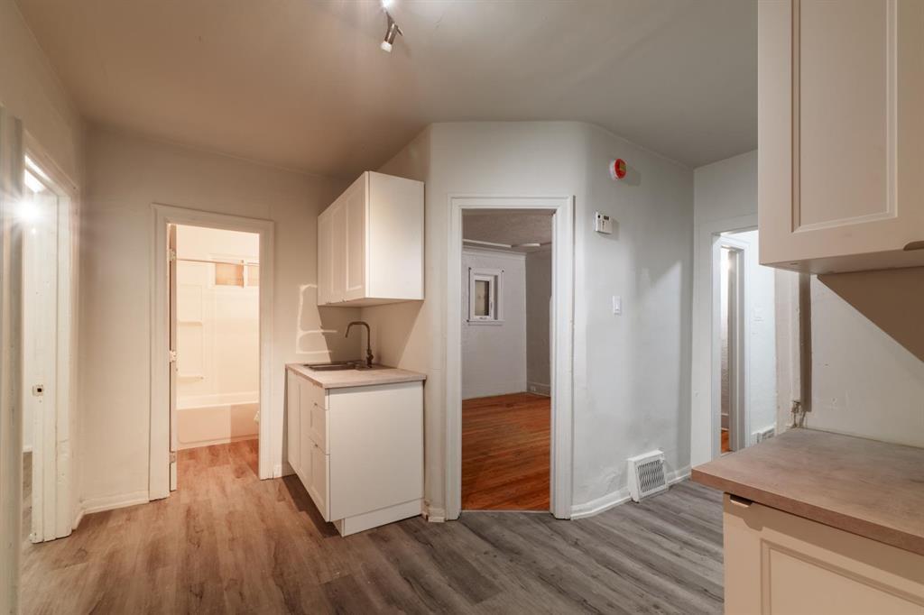 Photo 5 of 486 Boyd Avenue, Winnipeg MB