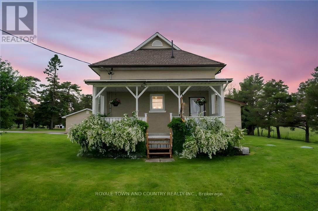 Photo 1 of 1320 Heights Road, Kawartha Lakes ON