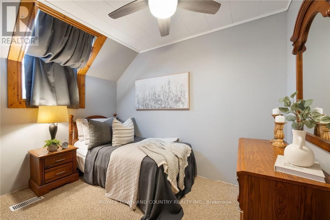 Photo 27 of 1320 Heights Road, Kawartha Lakes ON