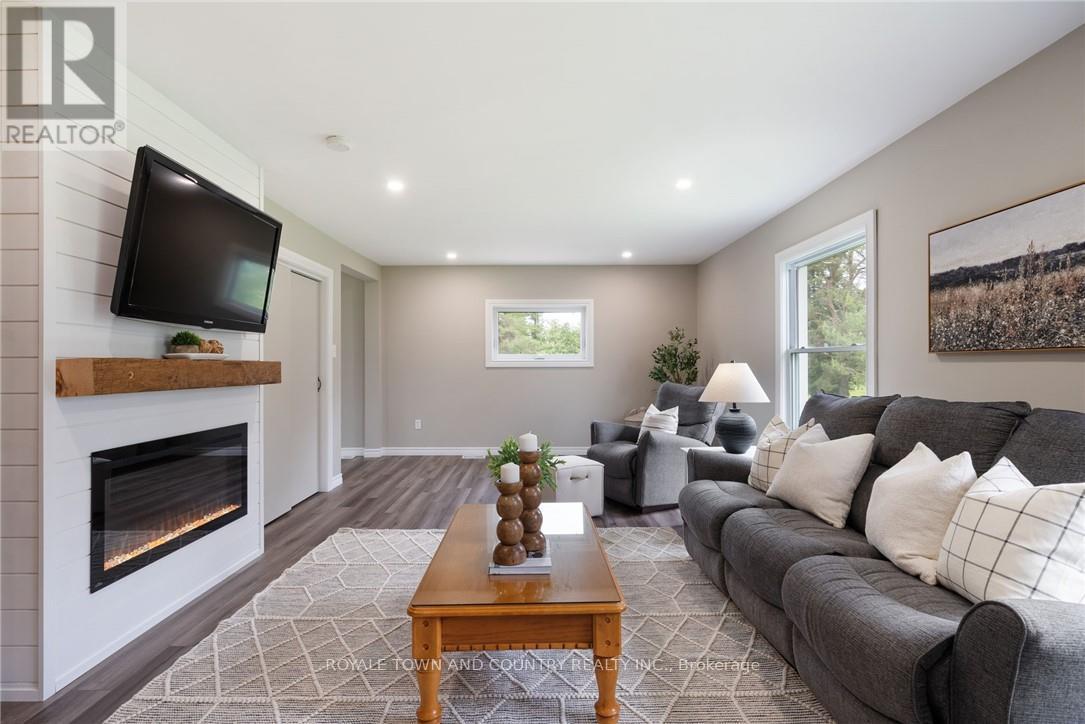 Photo 9 of 1320 Heights Road, Kawartha Lakes ON