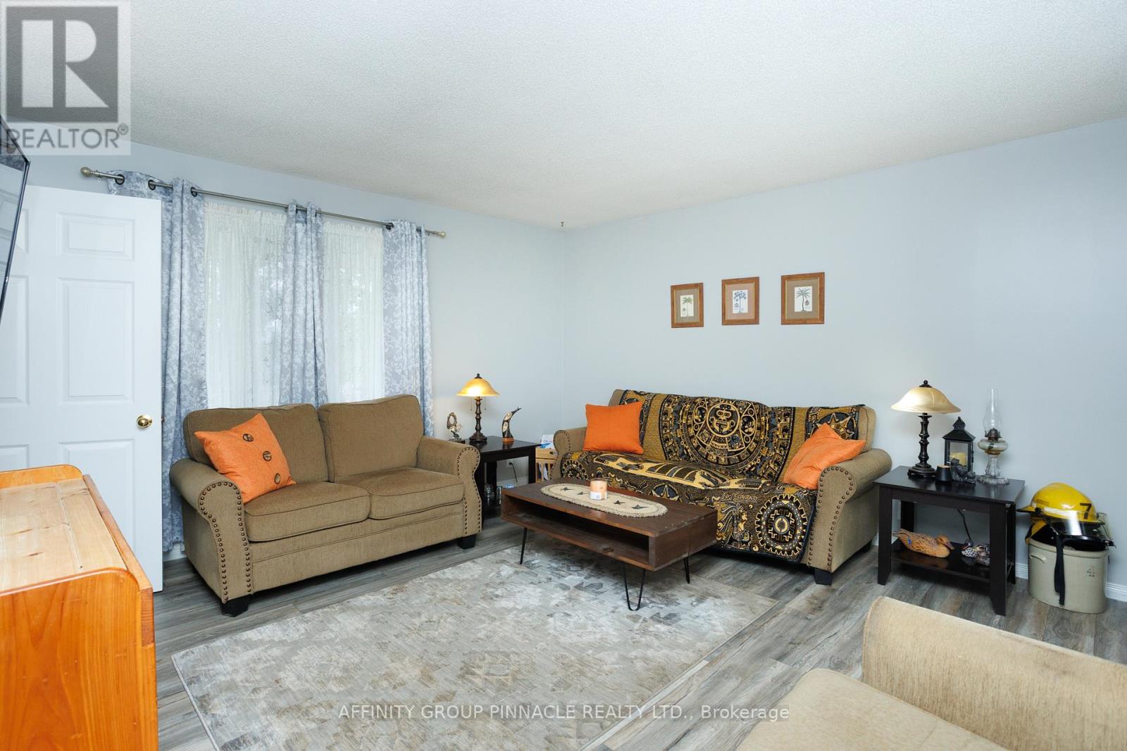 Photo 10 of 168 Northline Road, Kawartha Lakes ON