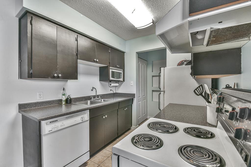 Photo 14 of 306 2211 Clearbrook Road, Abbotsford BC