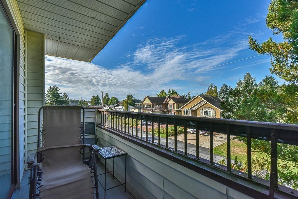 Photo 4 of 306 2211 Clearbrook Road, Abbotsford BC