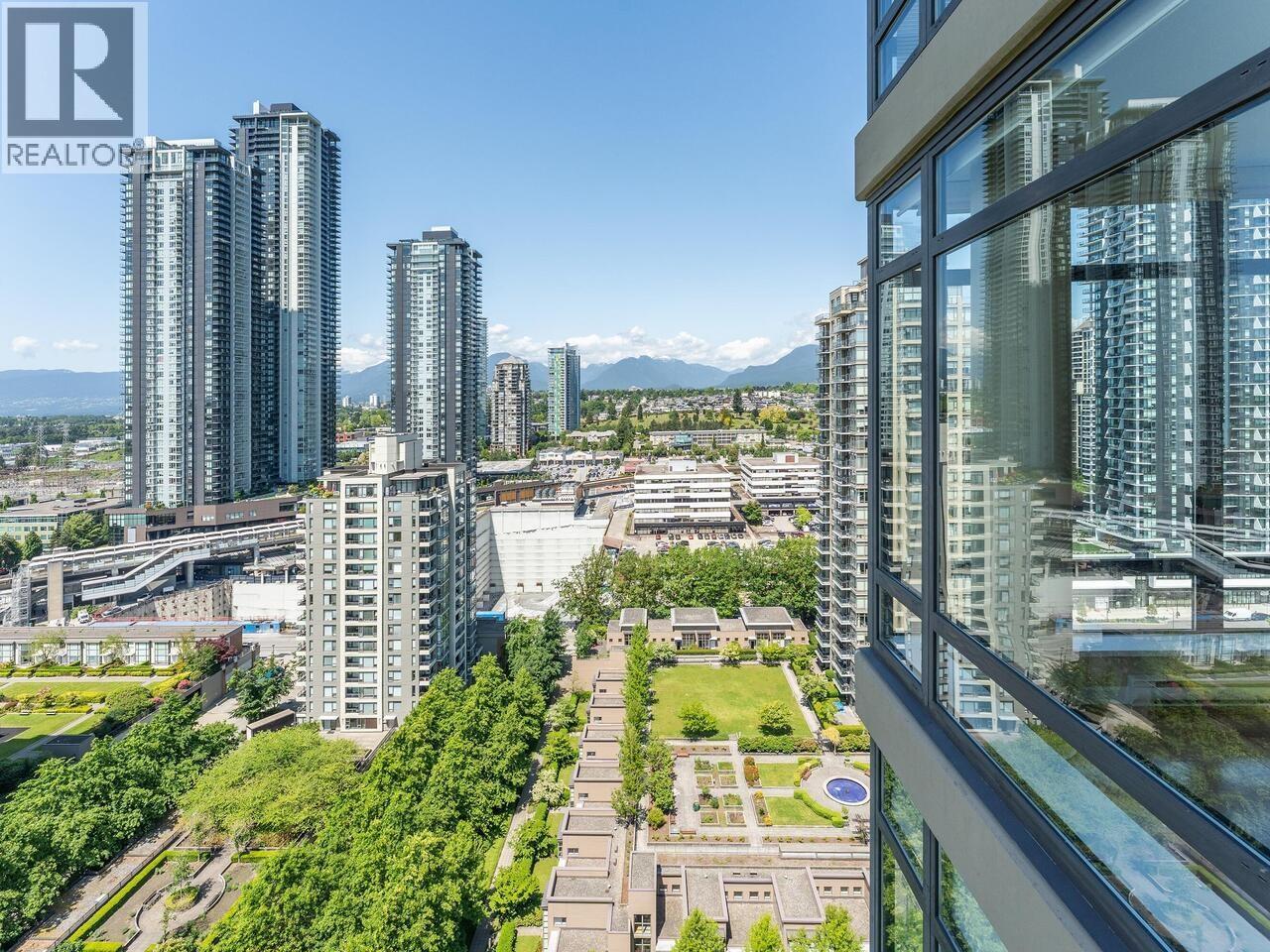 Photo 6 of 2204 2345 Madison Avenue, Burnaby BC