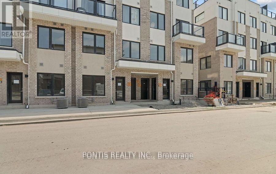 Photo 12 of 220 1695 Dersan Street, Pickering ON
