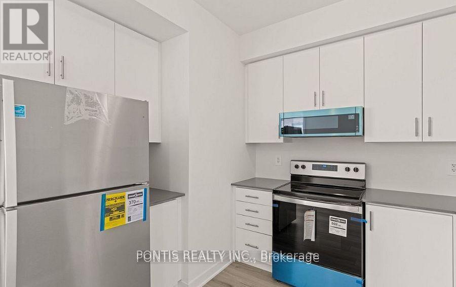 Photo 29 of 220 1695 Dersan Street, Pickering ON