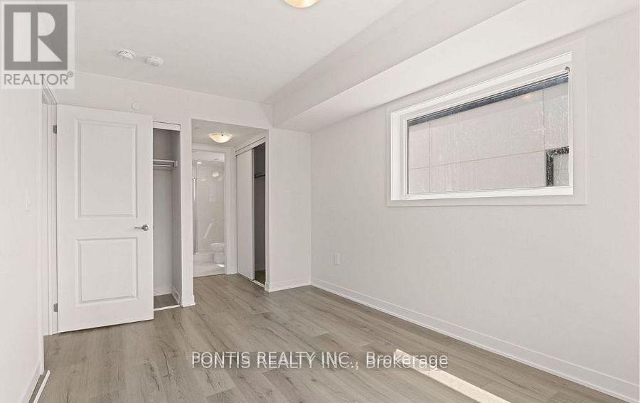 Photo 14 of 220 1695 Dersan Street, Pickering ON