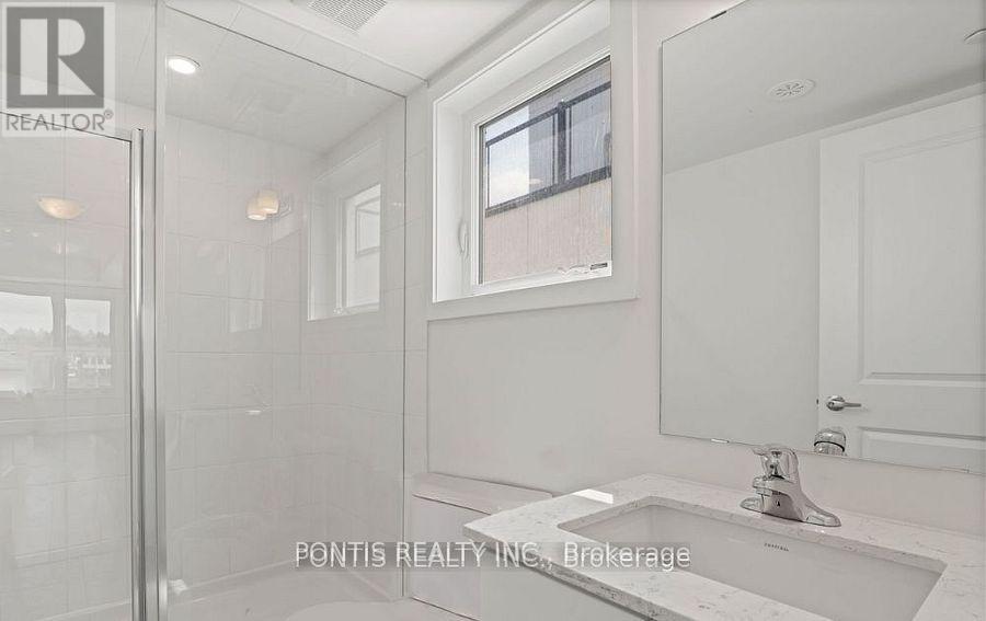 Photo 20 of 220 1695 Dersan Street, Pickering ON