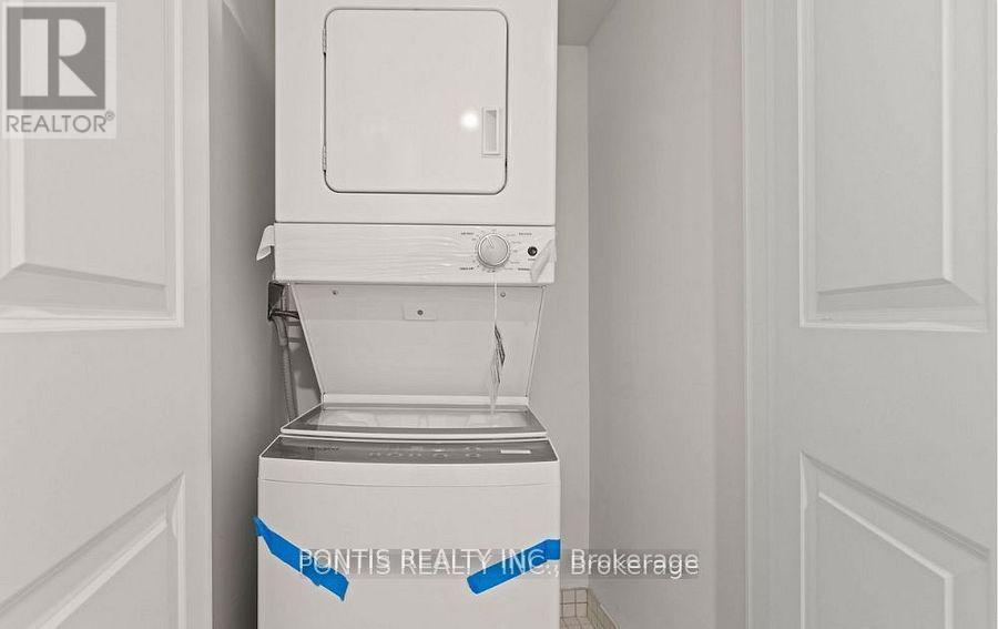 Photo 33 of 220 1695 Dersan Street, Pickering ON