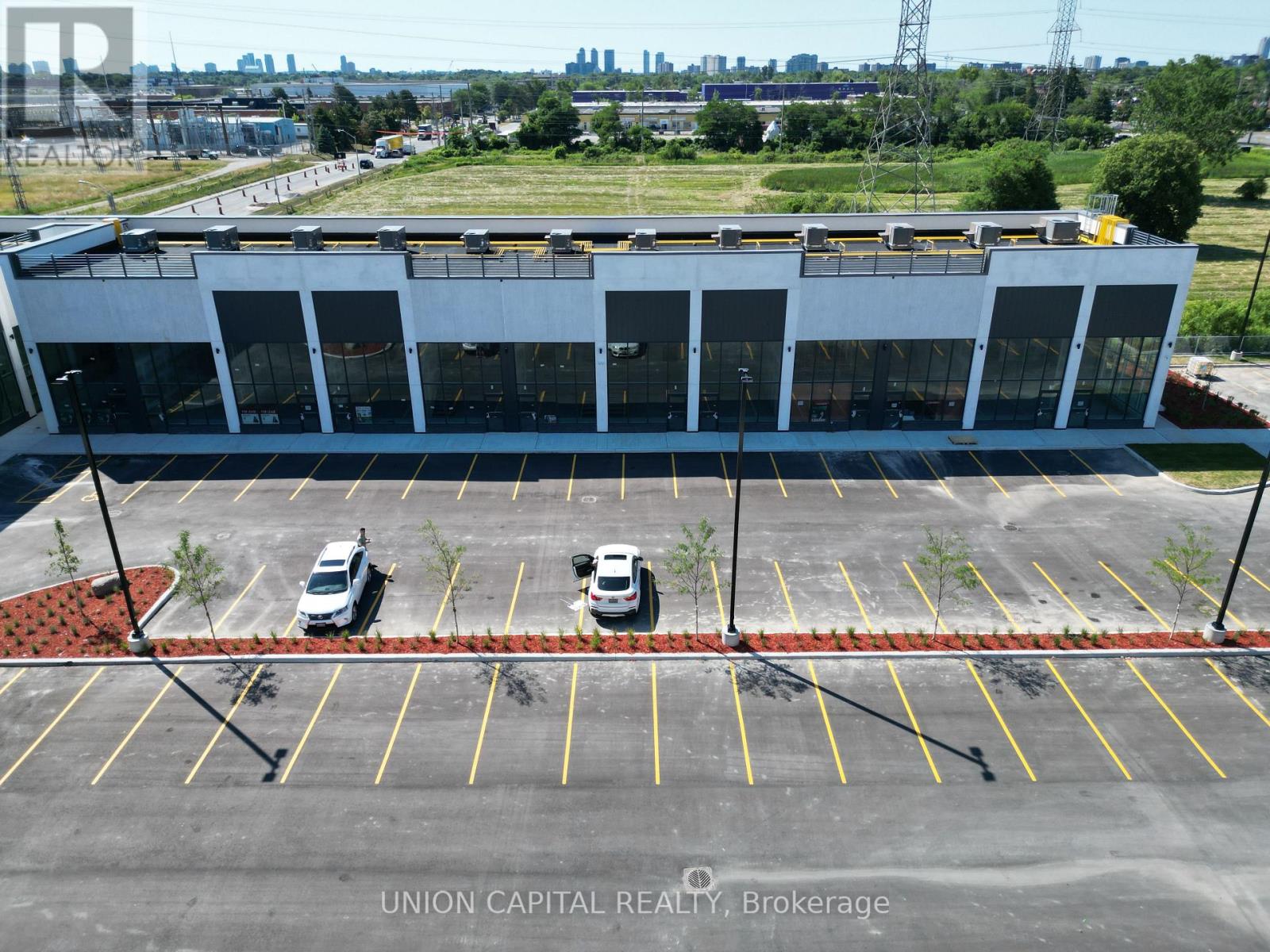 Photo 9 of C 15 3101 Kennedy Road, Toronto ON