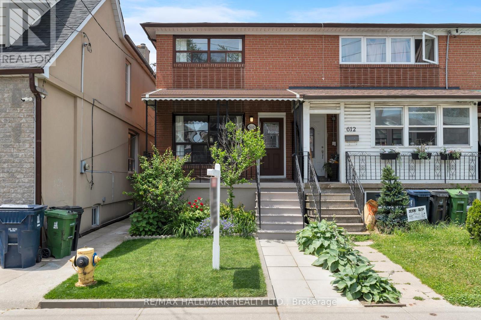 Photo 1 of 610 Greenwood Avenue, Toronto ON