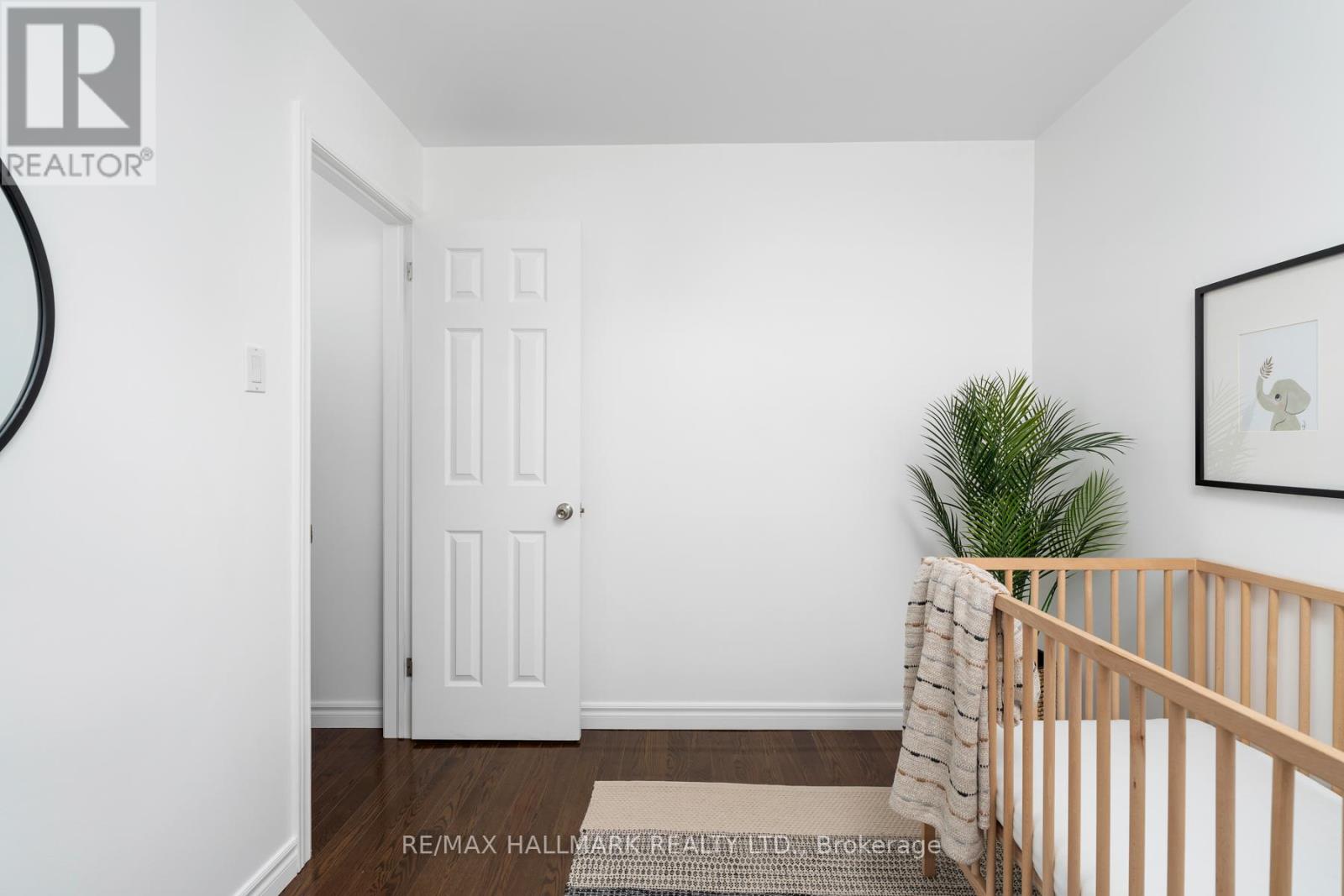 Photo 23 of 610 Greenwood Avenue, Toronto ON