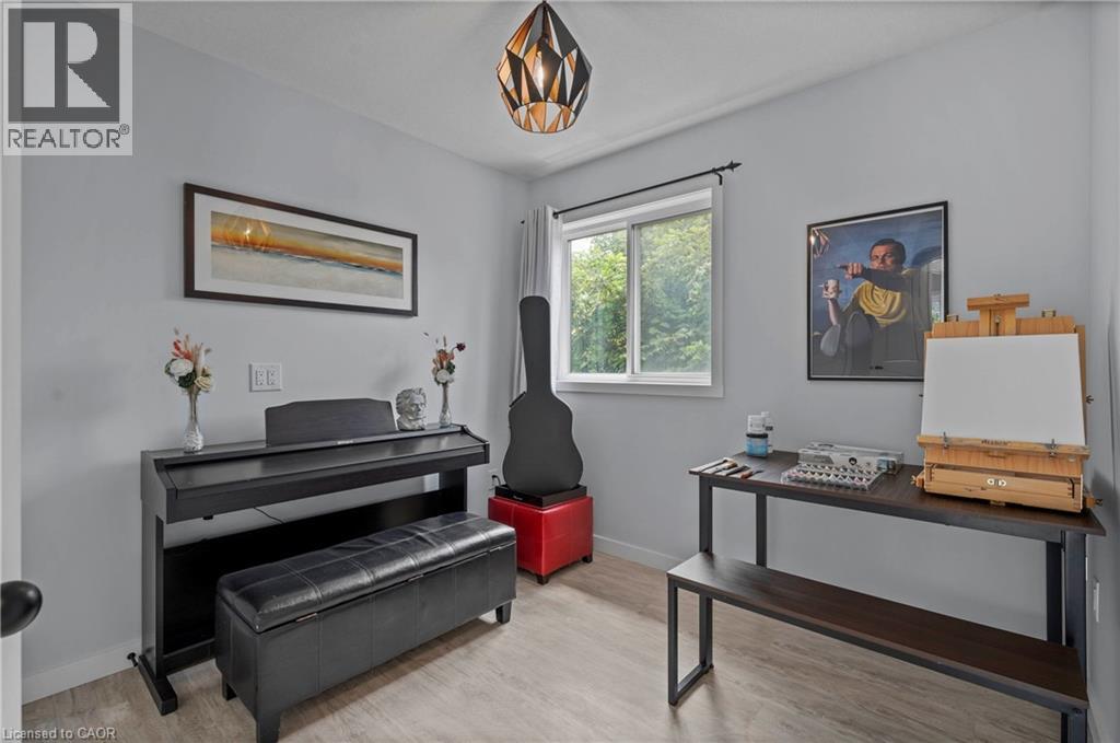 Photo 19 of 47 Gruhn Street, Kitchener ON