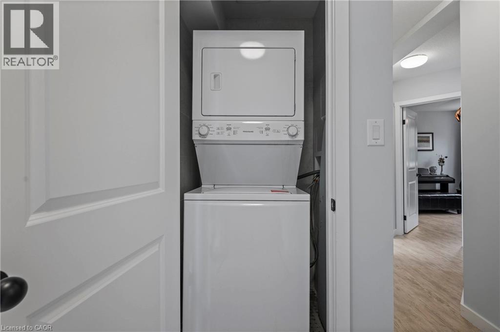 Photo 40 of 47 Gruhn Street, Kitchener ON