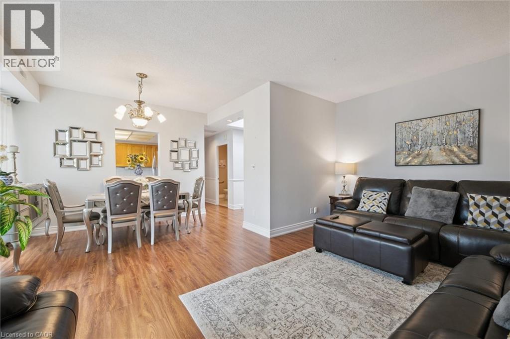Photo 12 of 3267 King Street E Unit Ph 6, Kitchener ON