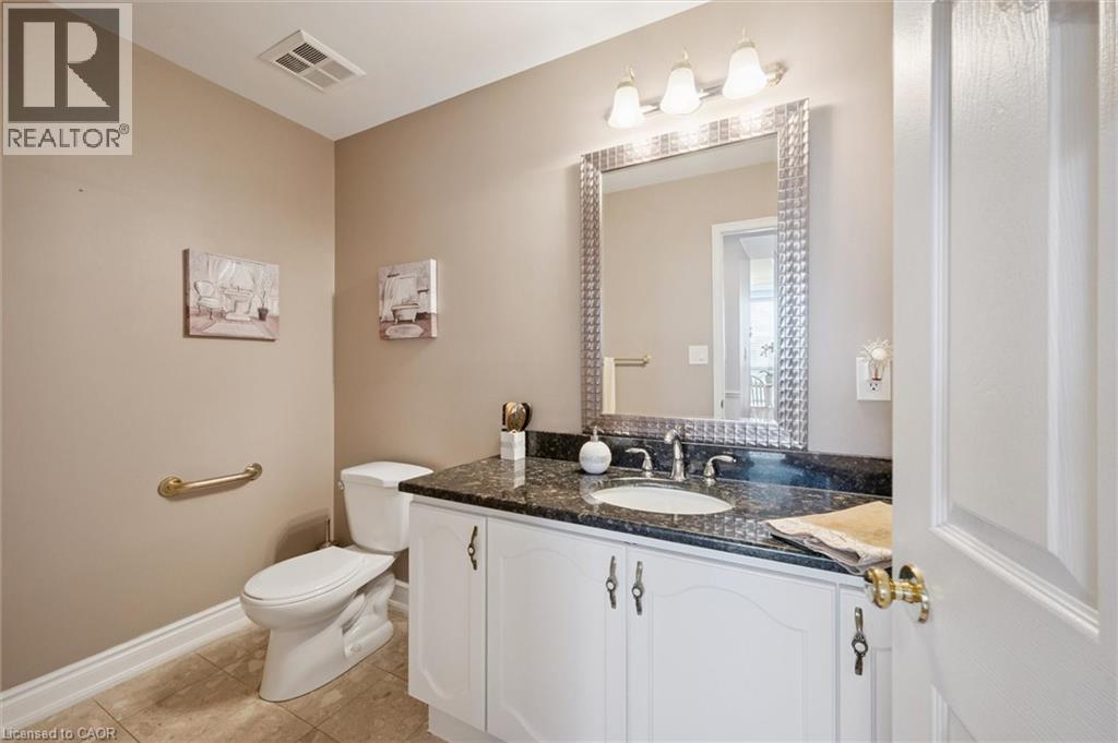 Photo 17 of 3267 King Street E Unit Ph 6, Kitchener ON