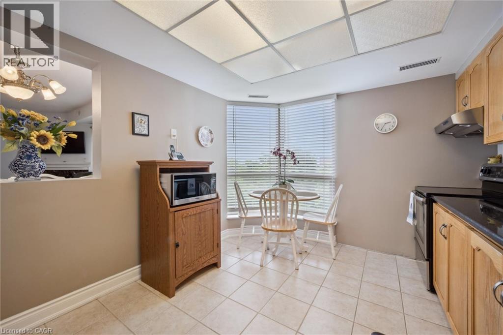 Photo 15 of 3267 King Street E Unit Ph 6, Kitchener ON