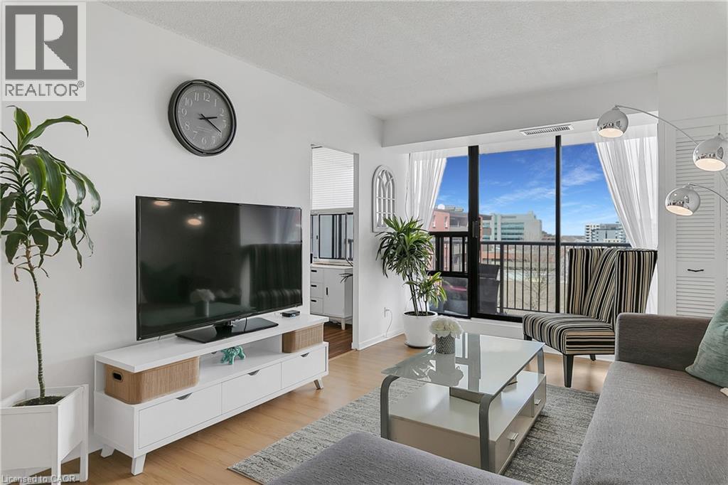 Photo 26 of 81 Church Street Unit 702, Kitchener ON